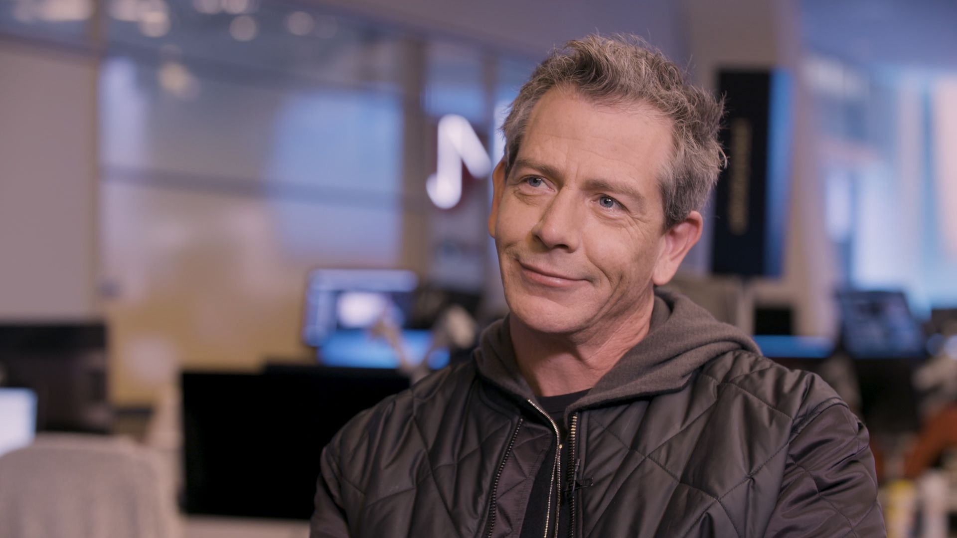 Ready Player One - Ben Mendelsohn on Playing a Ruthless Villain in 'Ready  Player One