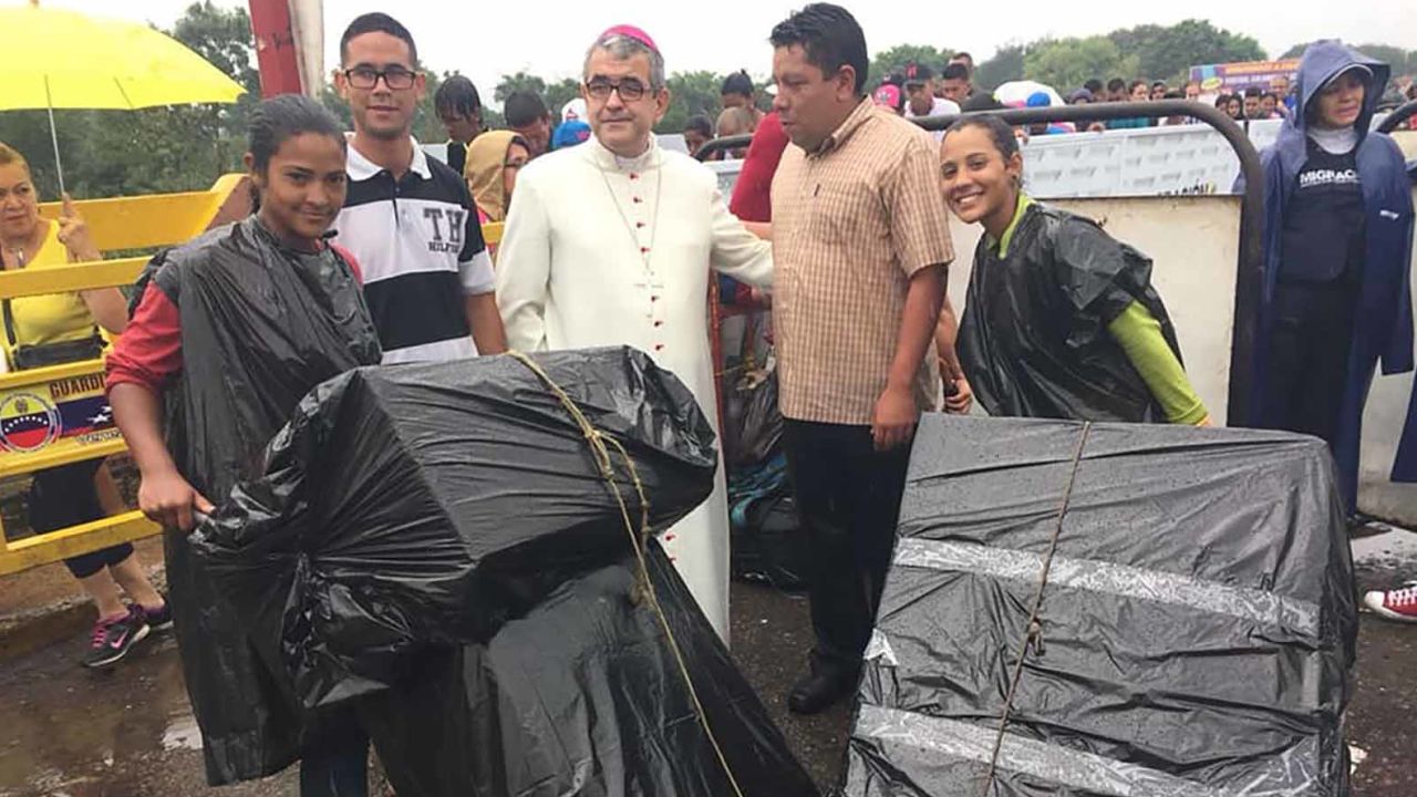 The Catholic diocese in Cúcuta, Colombia, donated 250,000 communion wafers to Venezuela's Catholic Church, it said.
