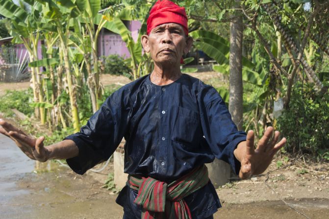 The mediums featured in Allen's new book combine Buddhist practices with Southeast Asia's ancient traditions of spirit worship.