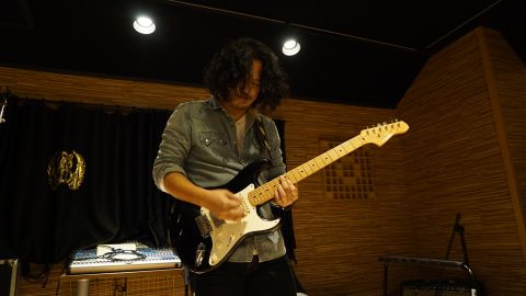 YB guitarist Heo Joon was almost barred from playing in Pyongyang, North Korea due to his then yellow hair.