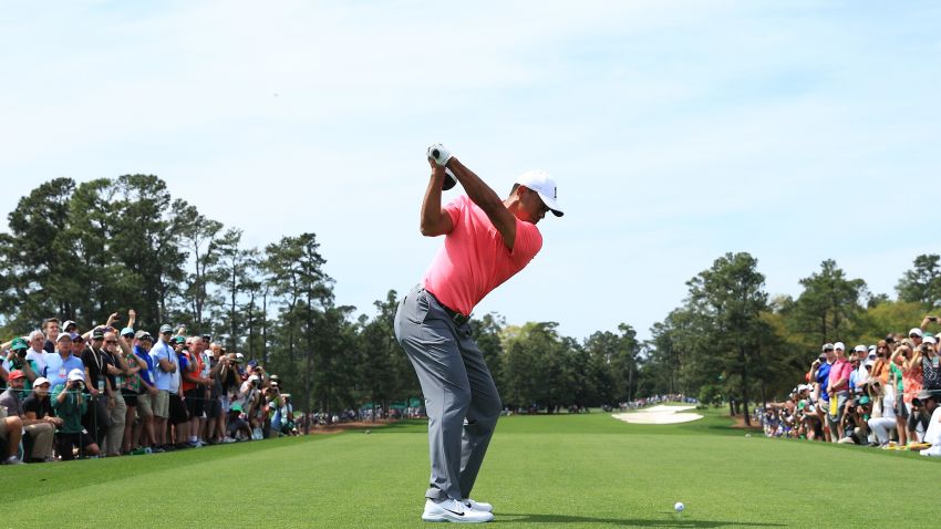 AUGUSTA, GA - APRIL 02:  Tiger Woods of the United States plays his shot from the first tee during a practice round prior to the start of the 2018 Masters Tournament at Augusta National Golf Club on April 2, 2018 in Augusta, Georgia.  (Photo by Andrew Redington/Getty Images)