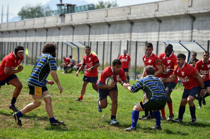 In one Turin jail, the tendency to reoffend in rugby-playing inmates is about 25% compared with normal figures of about 70%.
