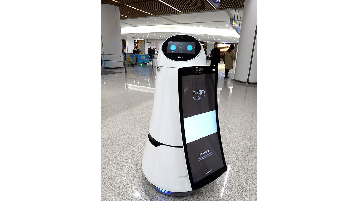 <strong>Airport robots: </strong>Seoul Incheon's new Terminal 2 has helpful robots on hand to direct and communicate with passengers. They'll even scan your boarding pass and escort you to your gate, conversing with you in any of four languages -- Korean, English, Mandarin and Japanese.<br /> 
