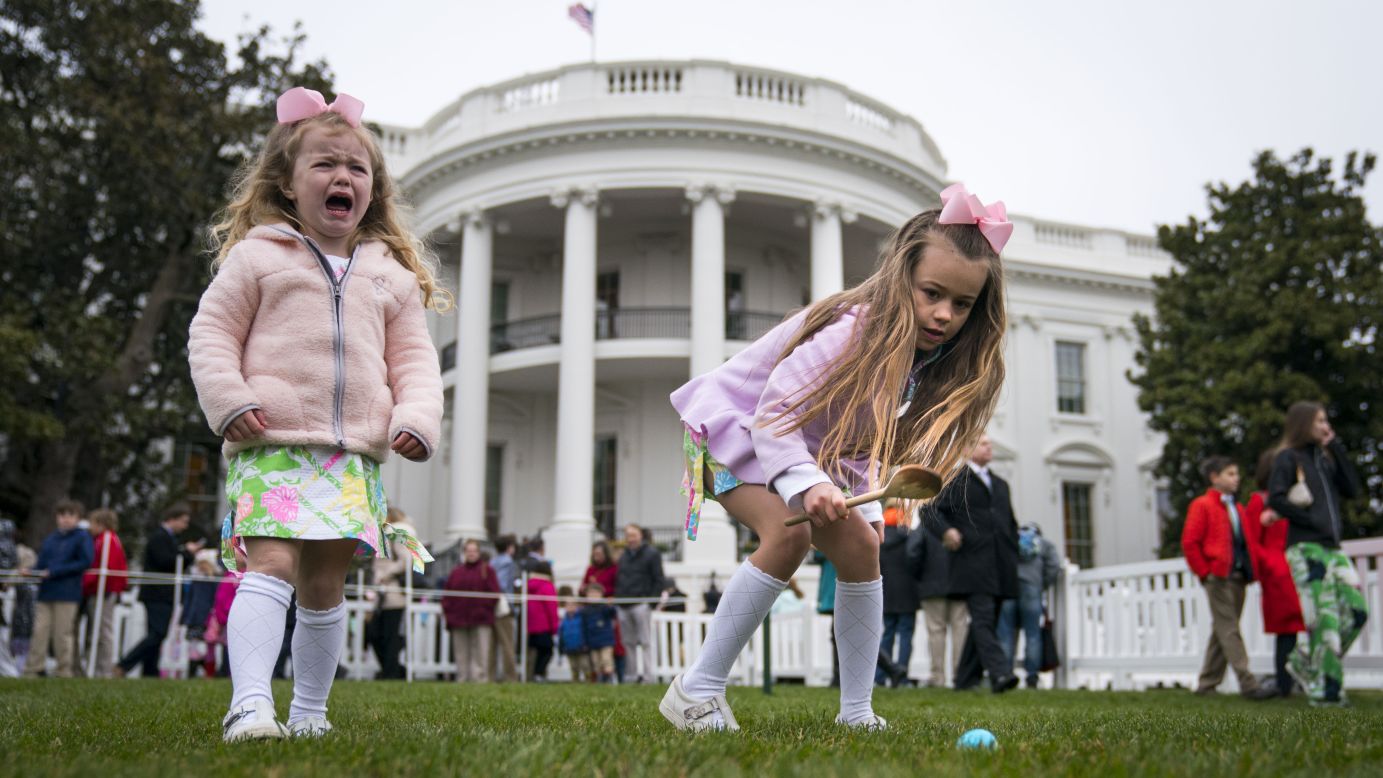 Victoria Ewers cries as her older sister Elle races to the finish line during the annual <a href="https://www.cnn.com/2018/04/01/politics/white-house-easter-egg-roll/index.html" target="_blank">White House Easter Egg Roll</a> on Monday, April 2.
