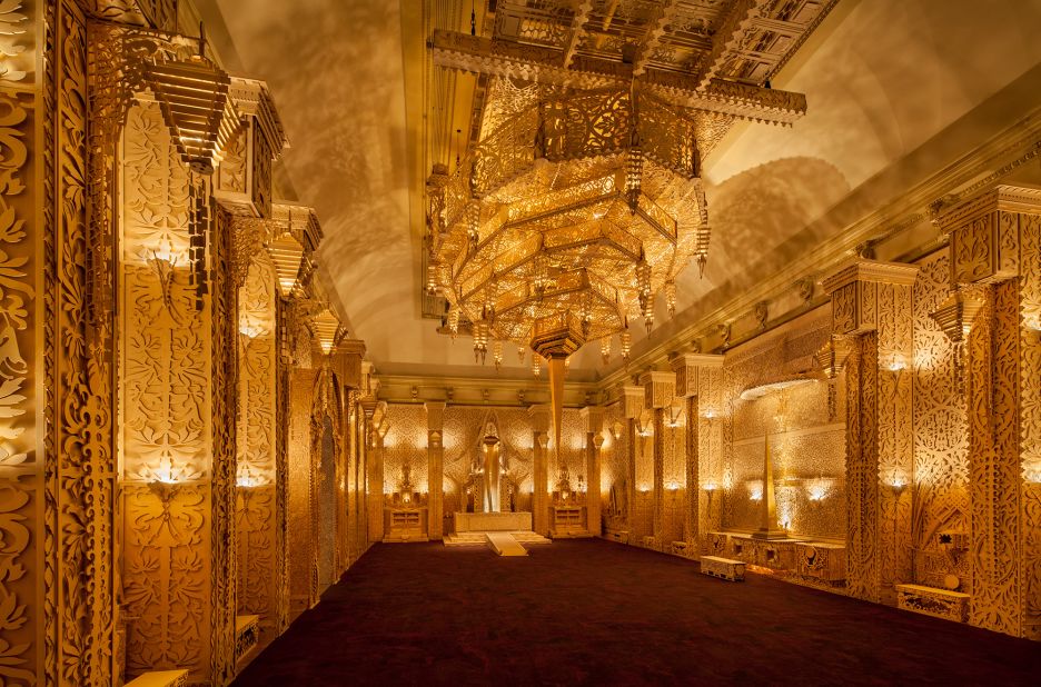 Small-scale projects in the desert become room-size installations at the Renwick Gallery.