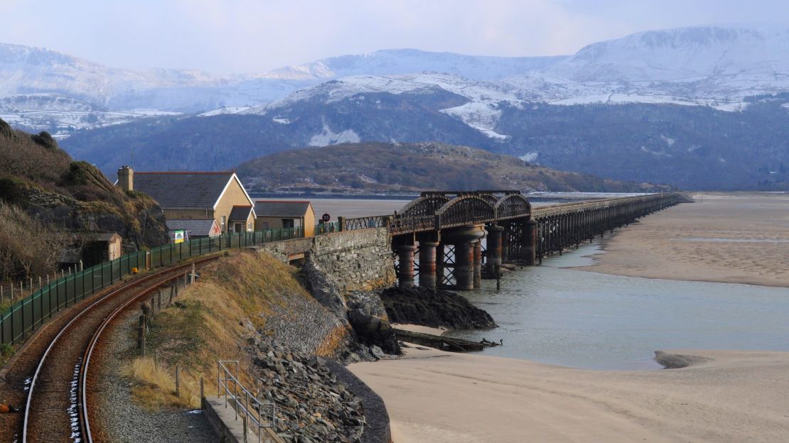 Barmouth in mid-Wales: Great sea views.