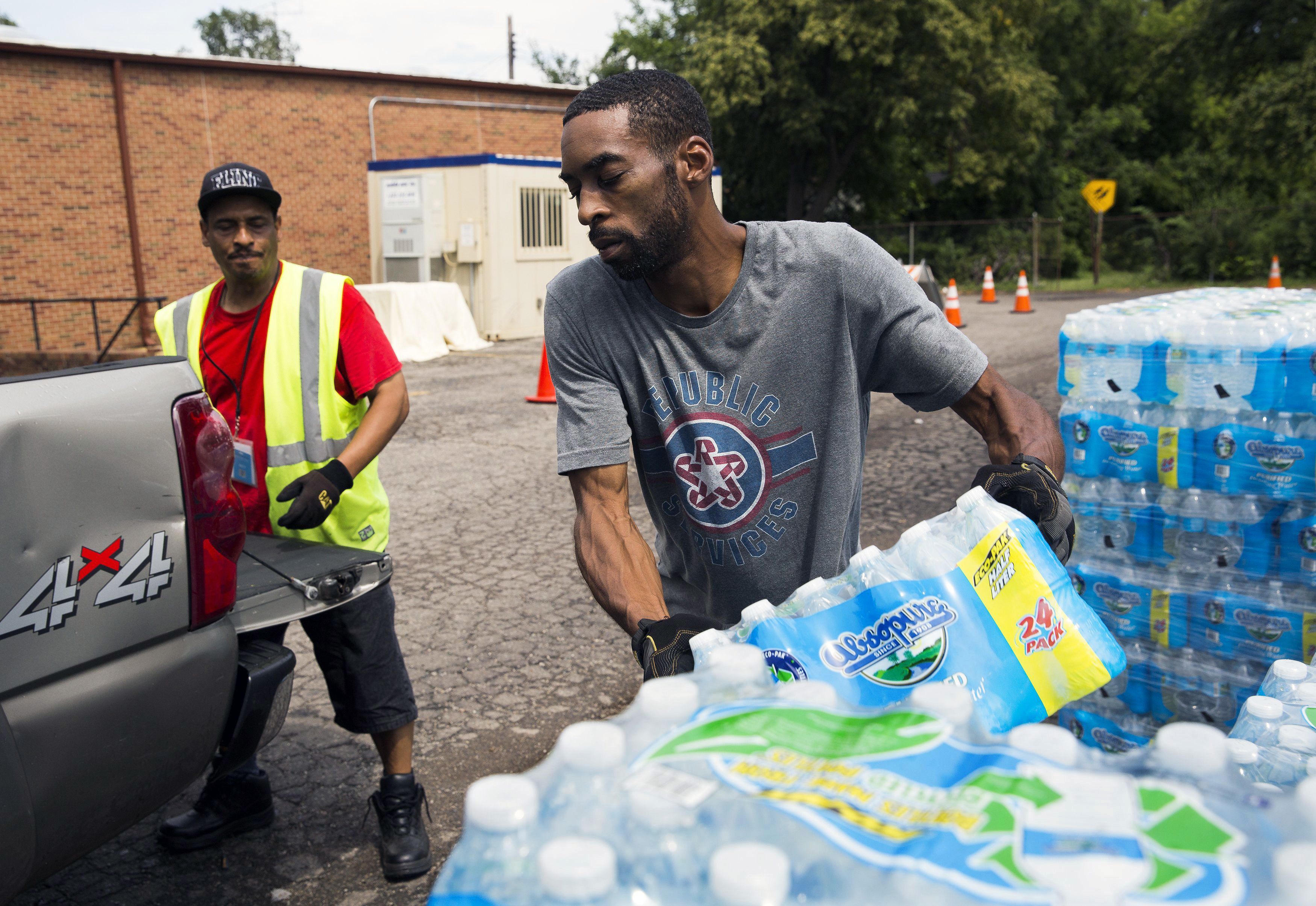 Flint Michigan Water Crisis T-Shirt