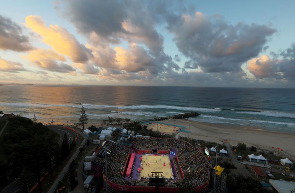 The beautiful backdrop of the Coolangatta Beachfront hosts the Games' beach volleyball matches. 