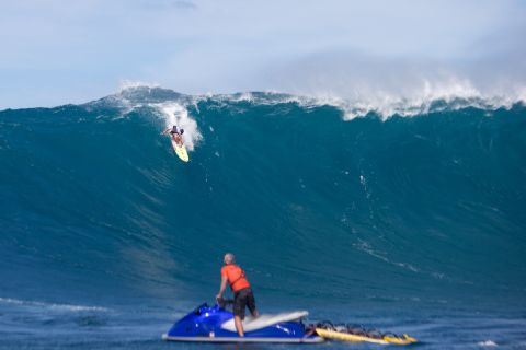 One of the world's most popular destinations for big wave surfing and wind surfing, "Jaws" attracts some of the most talented stars from across the globe.