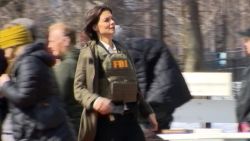 FOX TV Pilot Chicago Sniper Scene Katie Holmes