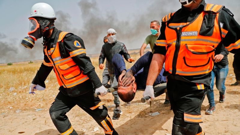 Gaza Protests: 1 Killed, Nearly 1,000 Injured, Palestinian Officials ...