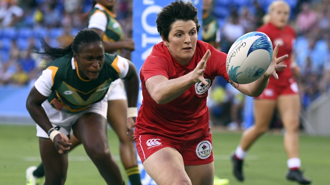 Women's rugby is making its Commonwealth Games debut in Australia and Canada, ranked third in the world, laid down an early marker with a dominant display.