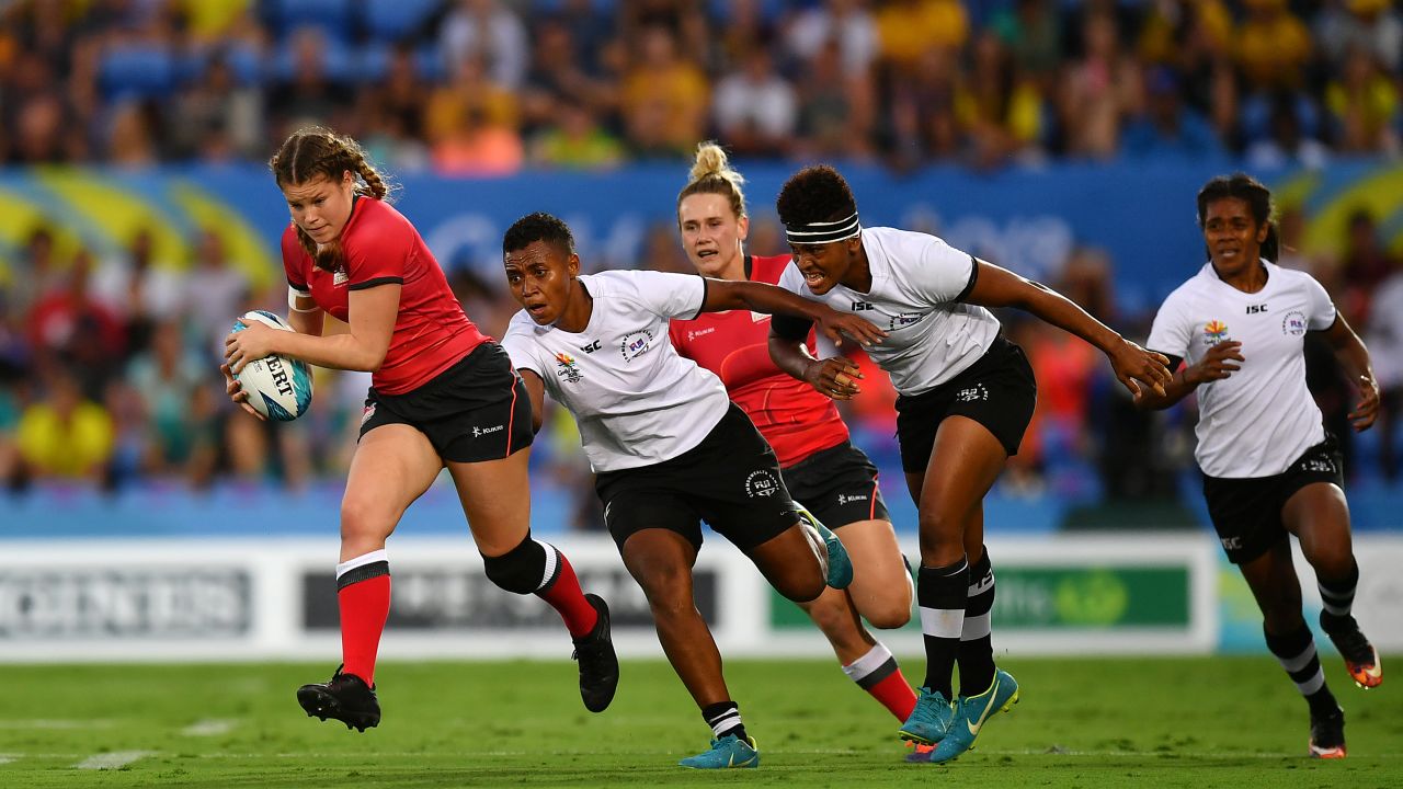 England defeated Fiji 17-5 in a closely fought match up in the third game on Friday. 