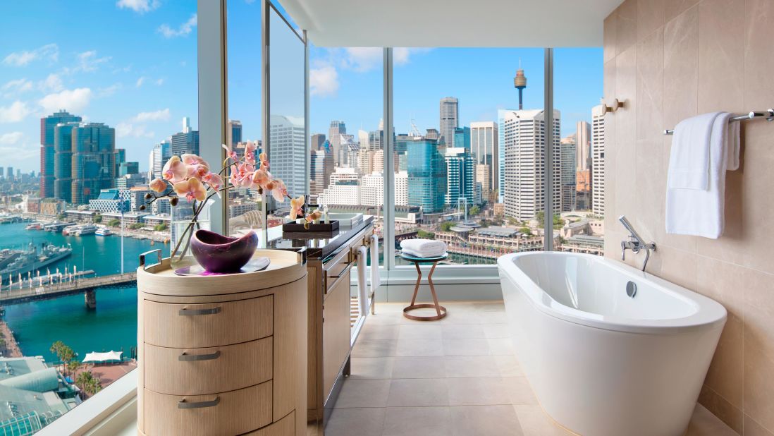 <strong>Sofitel Sydney Darling Harbour: </strong>Corner rooms at this Sydney hotel offer the sweep of the city's skyline on three sides.