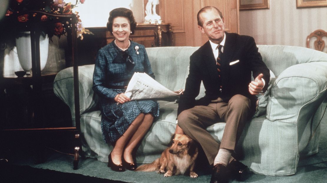 The royal couple have also owned "dorgies" -- a cross between a dachshund and a corgi.