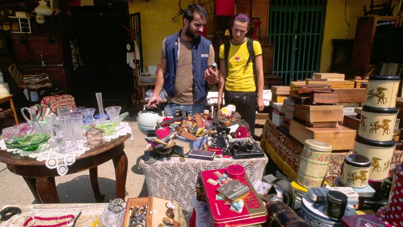 <strong>Ecseri Flea Market:</strong> Head here if you want to pick up a Hungarian bargain and mingle with the locals outside the typical tourist zones.