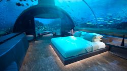 Conrad-Maldives-Rangali-Island-underwater-villa--CMRI_USV_Bedroom