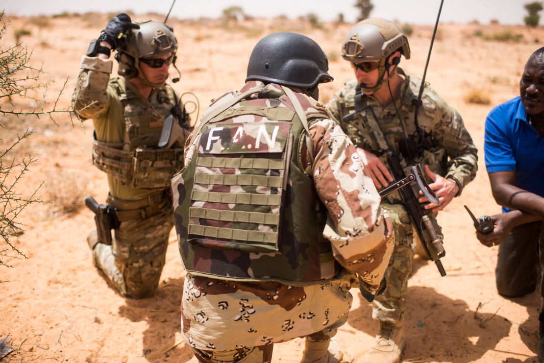 Nigerien Armed Forces conduct a key leader engagement training with 20th Special Forces Group in Niger on April 16, 2018. (US Army photo by Staff Sgt. Jeremiah Runser)
