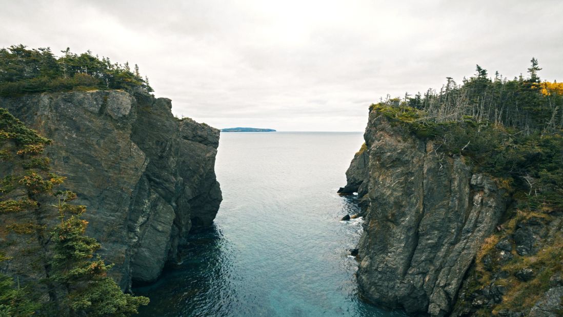 <strong>Skerwink Trail: </strong>Whales, eagles, sea stacks and icebergs are among the sights along the Skerwink Trail.