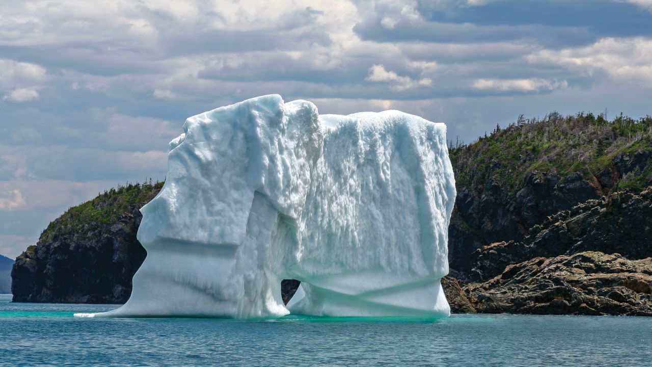 <strong>Icebergs: </strong>Visible from many spots along the northern and eastern coasts, 10,000-year-old icebergs arrive from the Arctic every spring.
