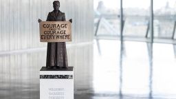 01 millicent fawcett statue