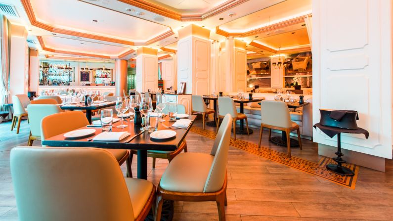 <strong>Villa Azur: </strong>Owned by French actor Olivier Martinez and dedicated to delicious food and an electric atmosphere, Villa Azur, which is located in the up-and-coming Collins Park are, brings a distinct St Tropez vibe to Miami Beach. 