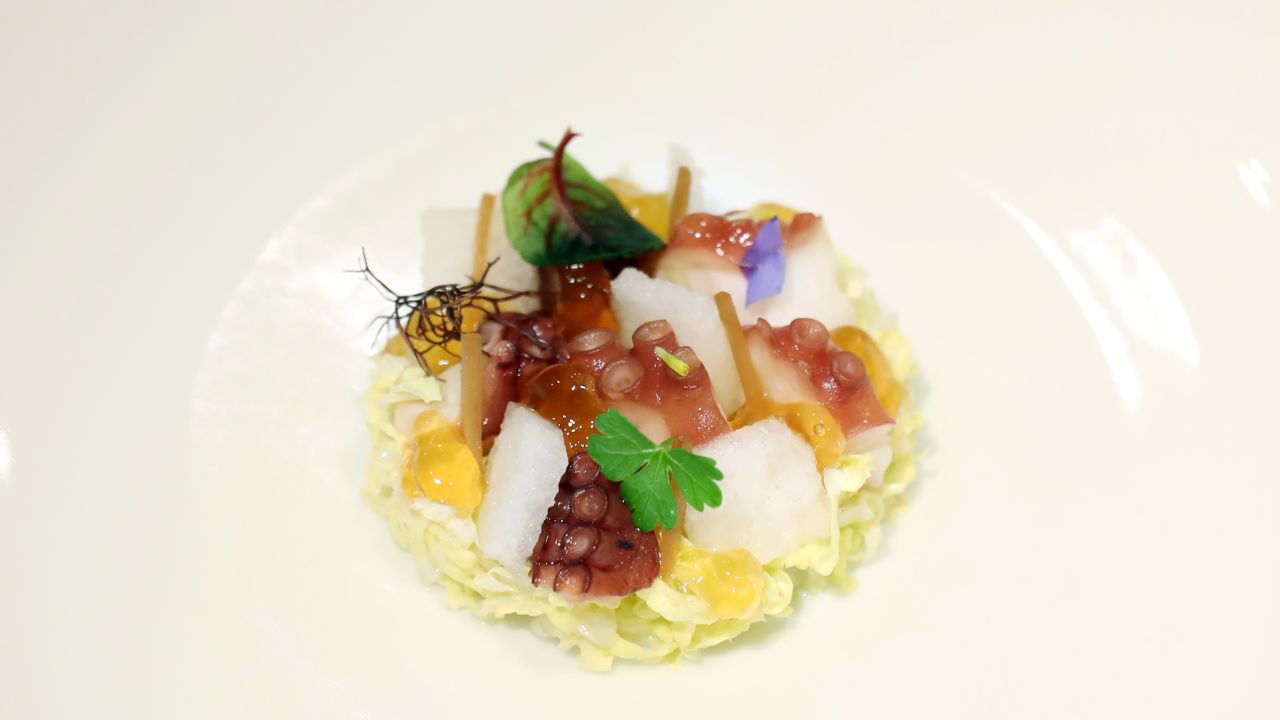 FIX 01 inter korean summit dish