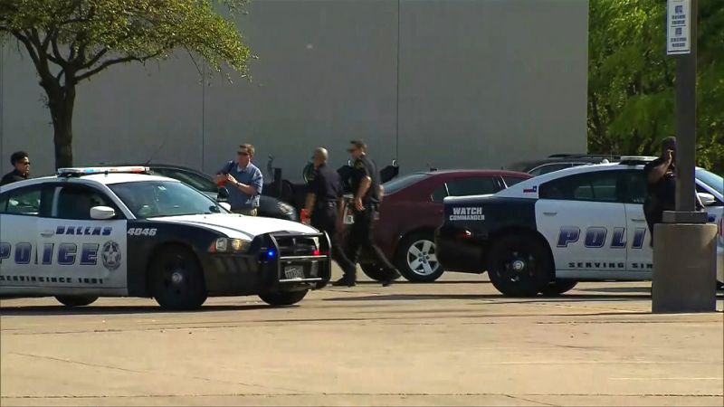 Dallas Shooting: Two Police Officers Shot, Man Arrested | CNN