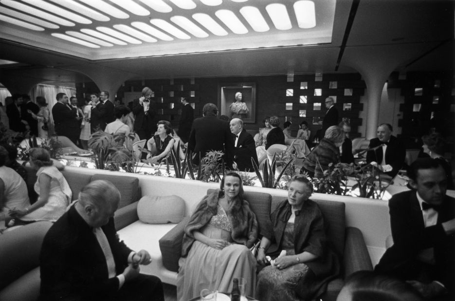Passengers in the VIP lounge aboard the QE2 luxury liner in 1969.