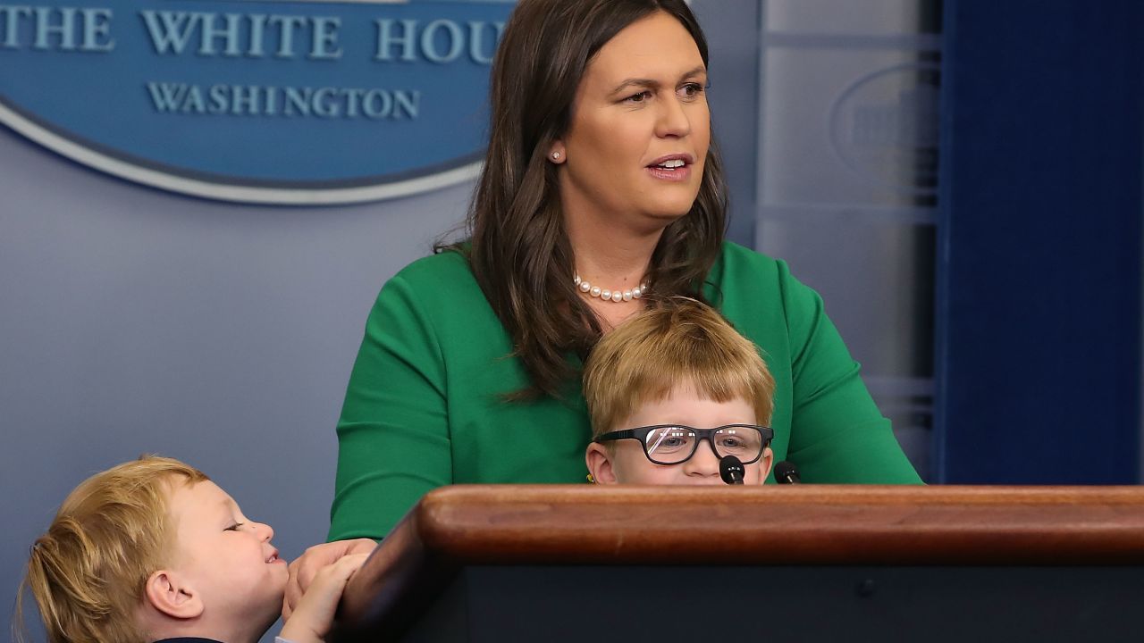 sarah sanders kids