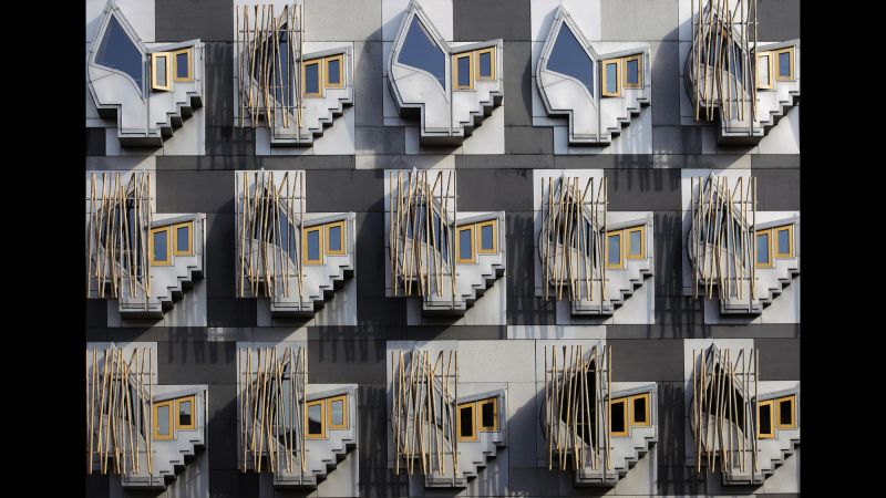 洋書 The History of Postmodern Architecture The History of Postmodern Architecture (English and German