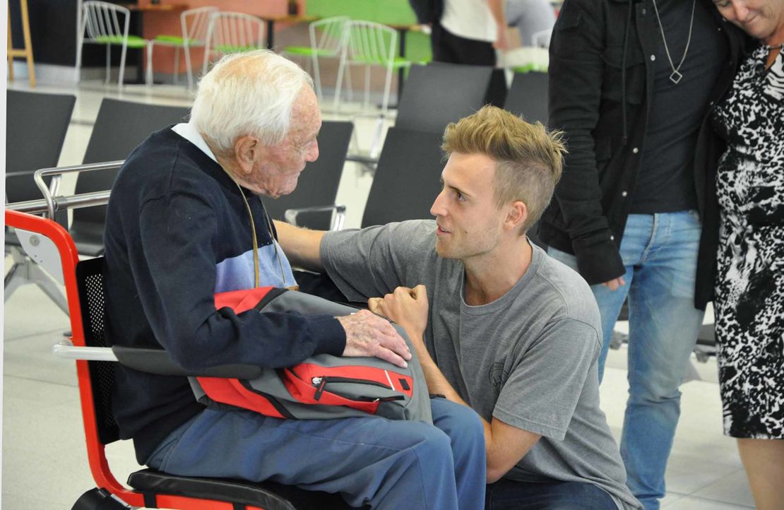 Australian scientist Professor David Goodall (L) farewells his grandson at Perth Airport, Western Australia on 02 May.