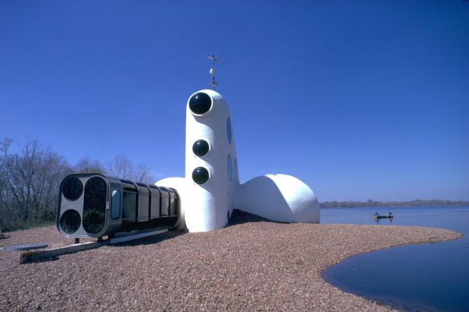 The "inflatable" theme was present in many of Ant Farm's works. In the 1970s, the practice was commissioned to build "The House of the Century" in Texas, which co-founder Chip Lord describes as "an inflatable made into stone."