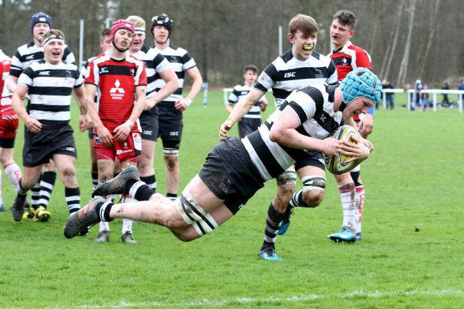 Away from the rugby pitch, players were educated on topics such as social media, nutrition and anti-doping and had a presentation from England Sevens coach Simon Amor. 