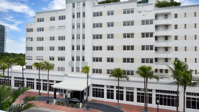 <strong>The Setai: </strong>The discreet grande dame of Miami Beach, the Setai is made up of a 40-story glass tower -- the highest building on South Beach -- and an impressive 1930s Art Deco building.