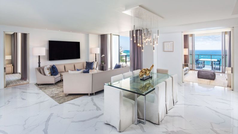 <strong>St. Regis Bal Harbour Resort: </strong>The interior is decked with Art Deco touches such as black marble floors, antique mirrors and crystal chandeliers while every room/suite has a balcony overlooking the ocean.