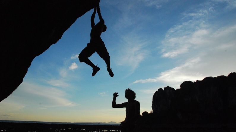 <strong>Rock climbing: </strong>Railay is famous for its rock climbing. <a href="index.php?page=&url=http%3A%2F%2Fkrabirockclimbing.com%2F" target="_blank" target="_blank">Krabi Rock Climbing</a> is one of several companies offering equipment rentals and private guided climbs. 