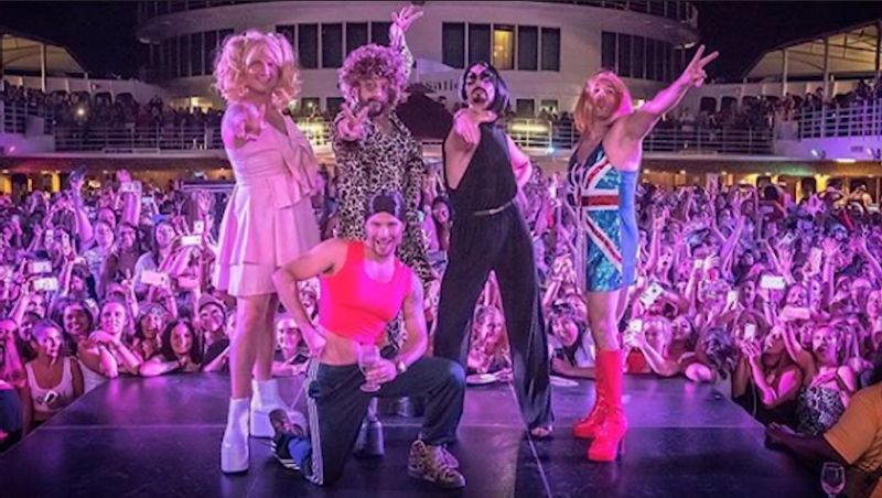 Backstreet Boys transform into Spice Girls