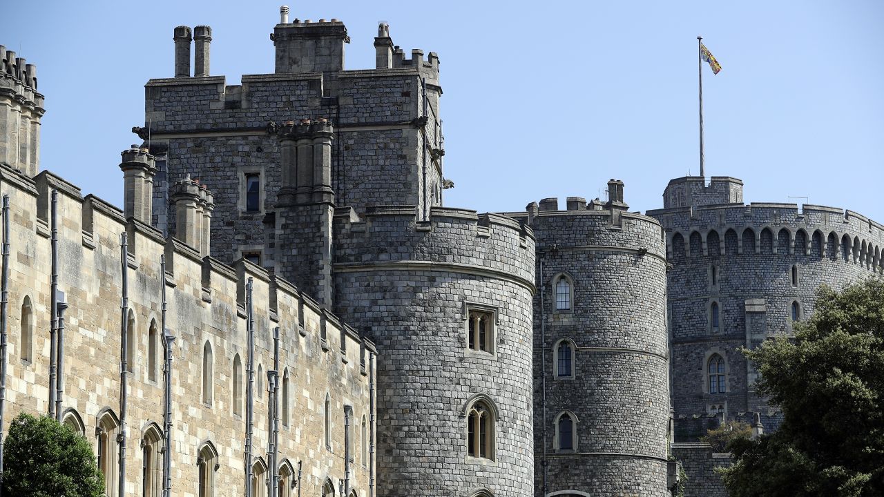 LONDON, ENGLAND - MAY 08: A general view of Windsor Castle as the town prepares for the wedding of Prince Harry and his fiance US actress Meghan Markle, on May 8, 2018 in Windsor, England. St George's Chapel at Windsor Castle will host the wedding of Britain's Prince Harry and US actress Meghan Markle on May 19. The town, which gives its name to the Royal Family, is ready for the event and the expected tens of thousands of royalists. (Photo by Dan Kitwood/Getty Images)