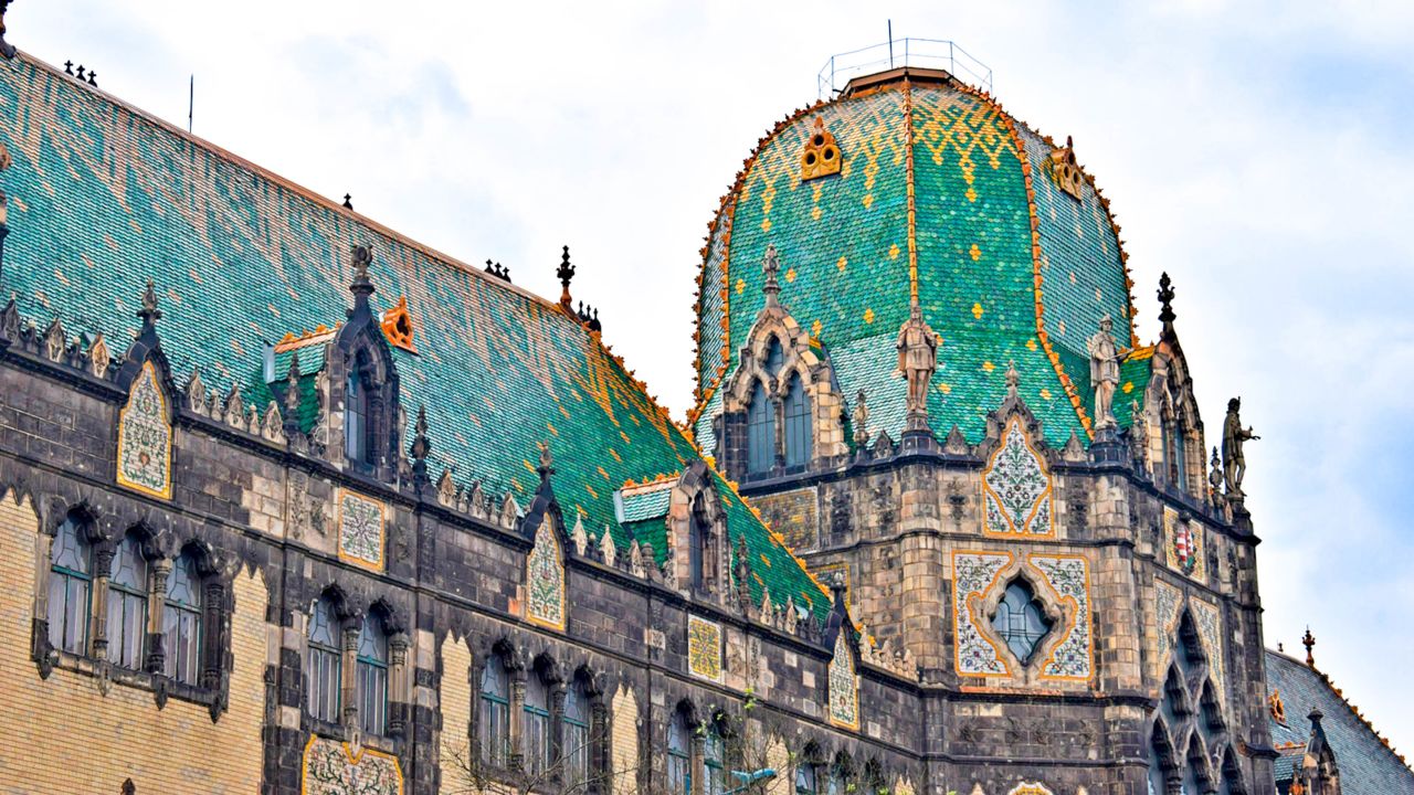 <strong>Art Nouveau masterpieces of Ödön Lechner:</strong> Dubbed the "Hungarian Gaudi" due to his bold and visually daring approach, Lechner's buildings are dotted around the city, including the Museum of Applied Arts, the Hungarian Geological Institute, National Bank of Hungary and the National Institute for the Blind. 