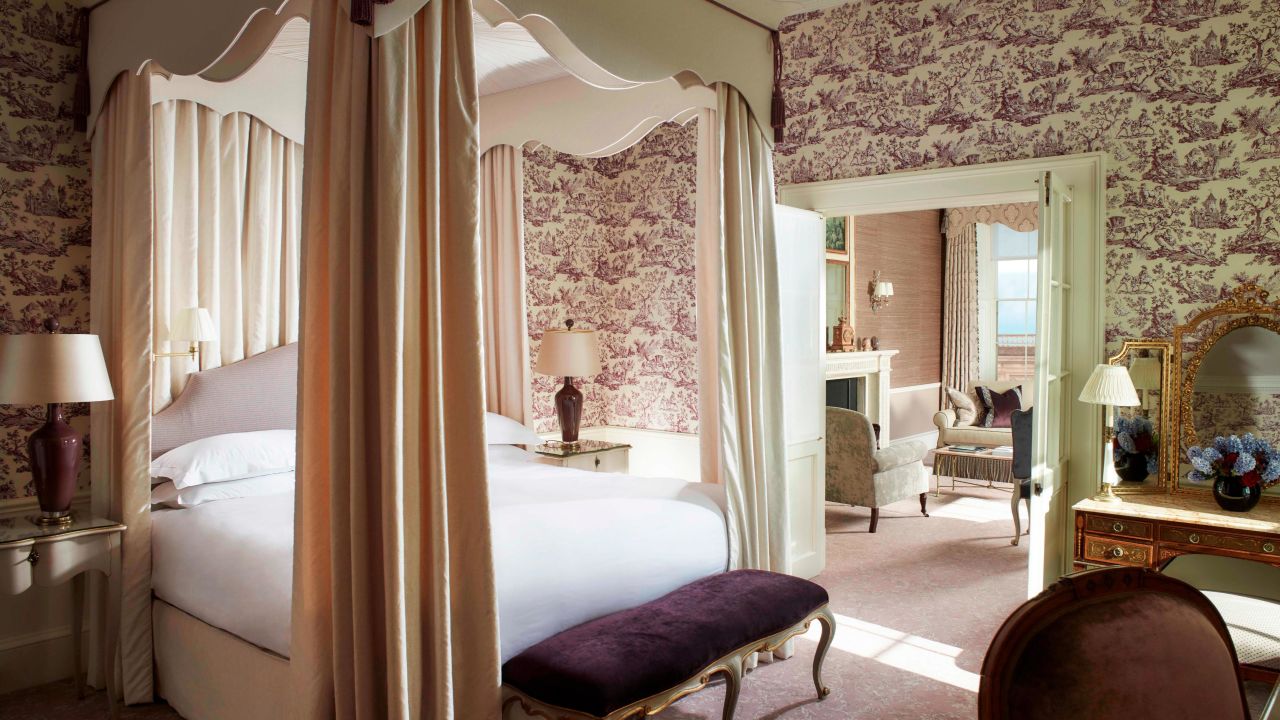 Shrewsbury Deluxe Suite at the Cliveden Hotel.