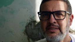 British-Palestinian doctor Ghassan Abu Sitteh travels from Beirut to Gaza during times of crisis to help fill the shortage of doctors in the coastal strip. 