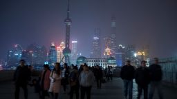 The skyline of the Lujiazui Financial District in Pudong, Shanghai with its lights turned off for the Earth Hour environmental campaign on March 25, 2017. / AFP PHOTO / Johannes EISELE        (Photo credit should read JOHANNES EISELE/AFP/Getty Images)