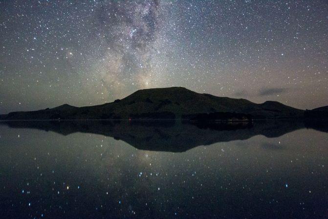 <strong>Milk Way madness: </strong>Away from the main cities, the county's velvety black skies are a milky swirl of celestial galaxies. "New Zealand is a brilliant place for stargazing, because you actually see the aurora quite a lot in this part of the world. Over the past five years, I have seen it at least 200 times," Dr. Ian Griffin, an award-winning British astronomer and director of the <a  target="_blank" target="_blank">Otago Museum</a>, tells CNN Travel. 