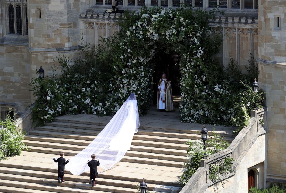 There were gasps from the crowd as the dress and train were revealed.