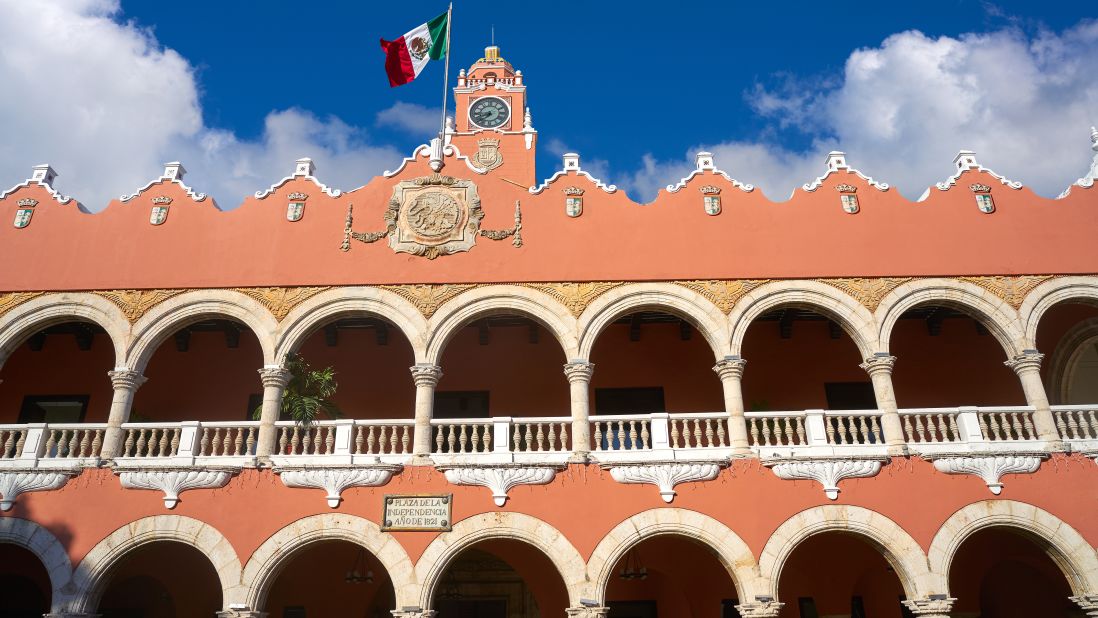 <strong>Municipal Palace:</strong> Exploring Mérida on foot is a great way to get to know the city's Spanish colonial architecture. Start at this building, The Municipal Palace in the main square.