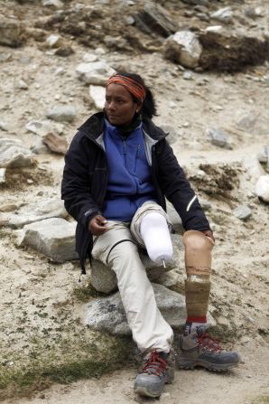 Indian mountaineer Arunima Sinha, who had her leg amputated below the left knee after she was thrown from a moving train, became the <a href="index.php?page=&url=http%3A%2F%2Fwww.thehindu.com%2Fnews%2Fnational%2Farunima-is-first-woman-amputee-to-scale-everest%2Farticle4736281.ece" target="_blank" target="_blank">first female amputee to conquer Everest</a> in May 2013.