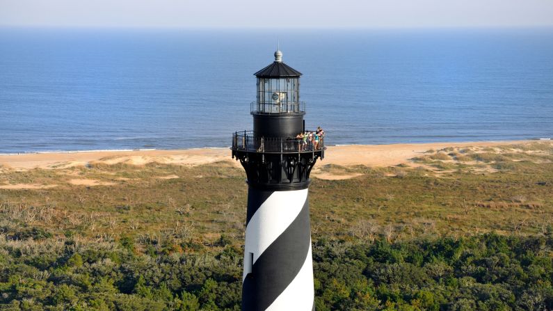 <strong>6. Lighthouse Beach, Buxton, Outer Banks, North Carolina:</strong> Lighthouse Beach is near Cape Hatteras Lighthouse in the Outer Banks.