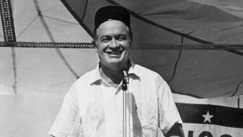 immigrants make america great Bob Hope
