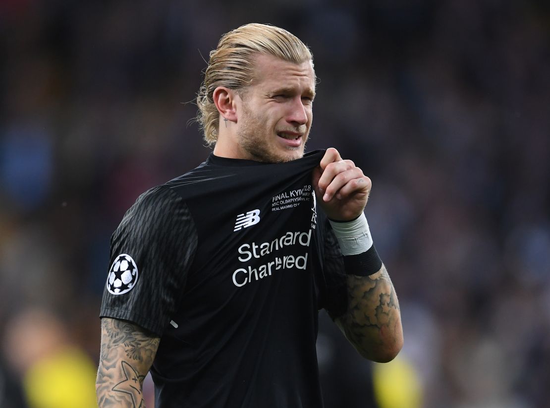 Loris Karius of Liverpool breaks down in tears after his goalkeeping errors led to his team's 3-1 defeat to Real Madrid in the Champions Leauge final. 